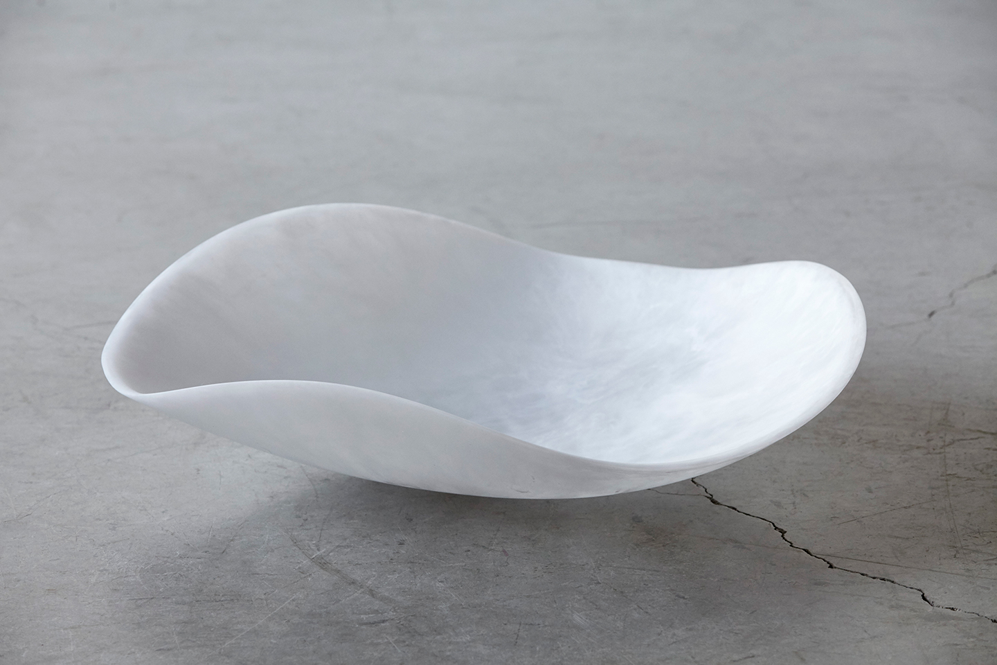 elegant white resin bowl