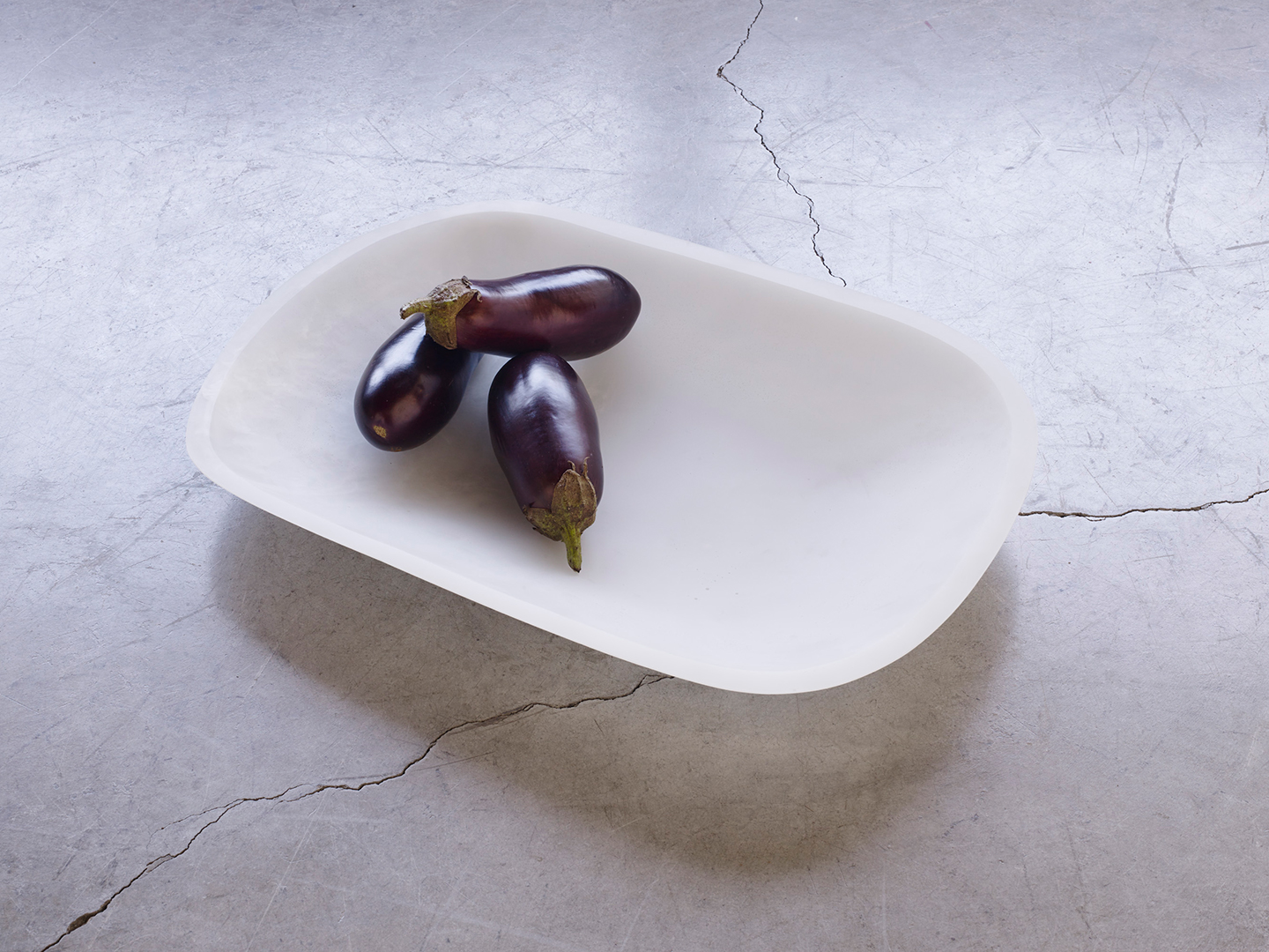 A stunning unique platter that has both depth and texture, the Keats Tray is a classic, adding refined charm to any decor. Available for purchase at Studio Sturdy and created by Martha Sturdy